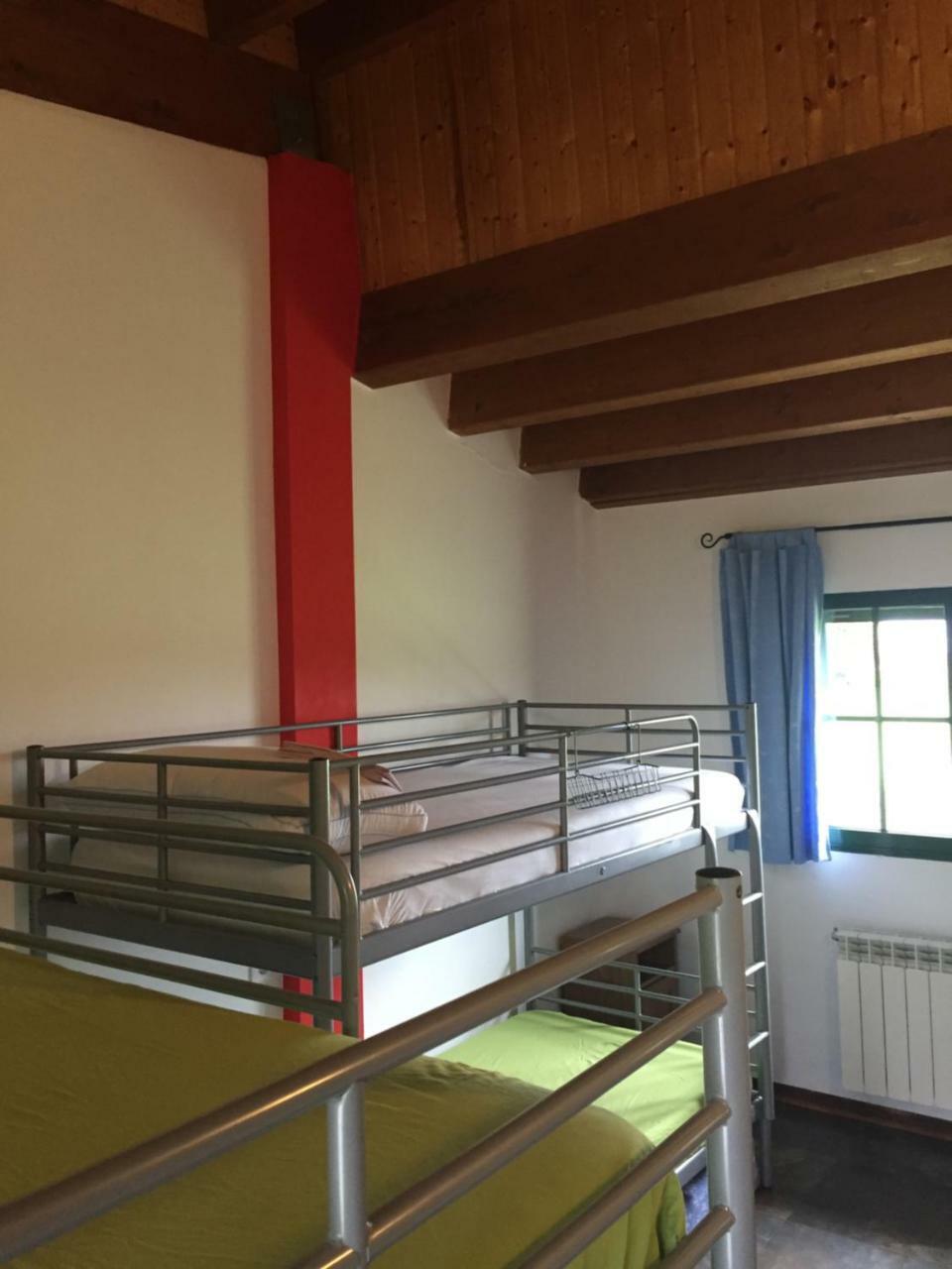 Albergue Paloma Y Lena Sarria Esterno foto