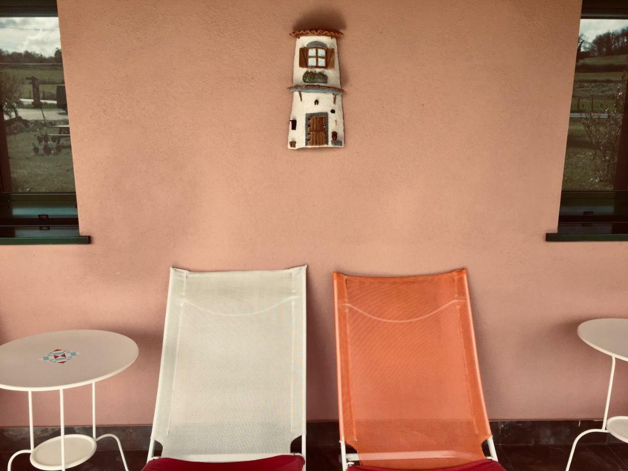 Albergue Paloma Y Lena Sarria Esterno foto